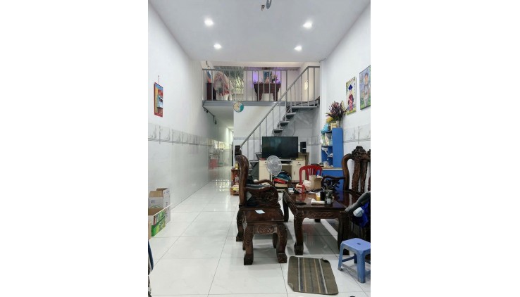 Bình Tân ngay Lê Văn Quới giáp Tân Phú rẻ hơn Bình Chánh hẻm 5m 80m2,2 Tầng Nhỉnh 2 tỷ