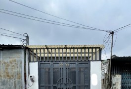 NHÀ CẤP 4 GÁC – 52M2, HẺM XE HƠI – QUẬN 12 SỔ RIÊNG CHUẨN CHỈ HƠN 2 TỶ
