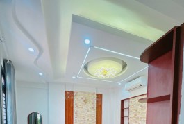 Cho thuê chdv phòng bancony toilet riêng Lê Văn Lương, giá 3.5 -4triệu