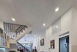 **SIÊU PHẨM Q4–Hẻm 4M-Cách Mặt Tiền Chỉ 2CĂN- 55M NGANG 3.8 Cực Hiếm–Nhỉnh 5Tỷ