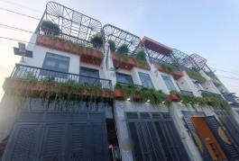 Bán Tuyệt phẩm nhà phố mới đẹp full nội thất 58m2, 3 tầng nhỉnh 5Tỷ, HXH TL48, Quận 12
