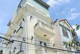 Bán nhà Huỳnh Tấn Phát Q7 - 5,7x12m - xe 7 chỗ ngủ trong nhà - 4 tầng cực đẹp - giá chỉ 6,7 tỷ