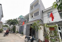 NHÀ MỚI, ĐẸP, ĐÚC 4tấm 5PN 5WC, HXH, SHR, cách MT LÒ LU 100m, Tp. TĐ – CHỈ 5,2ty