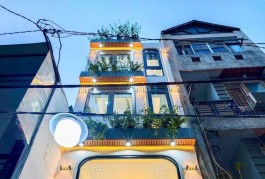 BÁN NHÀ 5 TẦNG ĐẸP - HẺM NGUYỄN THIỆN THUẬT, QUẬN 3 - GIÁ 5.7 TỶ - SỔ HỒNG CHÍNH CHỦ