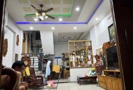 Nhà ĐẸP 5x20m Full Nội thất xịn, 3 lầu, 4pn, 5wc, sân xe 7 chỗ