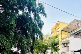 Nhà Hẻm Ôtô Tránh Đường Thành Thái Quận 10 Phường 14.