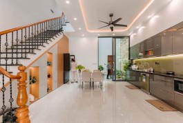 **Bán nhà mặt tiền Lạc Long Quân, phường 10, Tân Bình; 4*19 - 15,7 tỷ