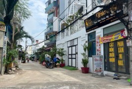Bán nhà mặt tiền đường Lê Văn Quới, diện tích đẹp 5.1x20m, giá tốt 8.5 tỷ!