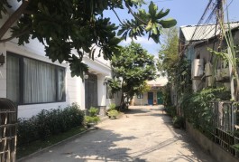 -Bán nhà cấp 4 đường 60 - P.Thảo Điền, Q.2, TP. HCM
- GIÁ bán : dt = 239m2 - 140tr/m2 (33ty4)