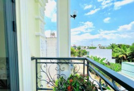 Bán gấp giảm ngay 400tr, nhà đẹp TK 4PN, 3WC, 141m2 tại Rio Casa, Nguyễn Duy Trinh, Q9, chỉ 5,05 tỷ