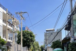 Lê Văn Quới gần 4 xã giápTân Phú hẻm 5m thông xe hơi vào nhà 56m2,3Tầng 5tỷ350