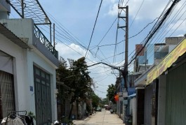 Bán Gấp nhà đường số 5 BHH hẻm 6m gần mặt tiền 50m2,2 Tầng đúc BTCT Nhỉnh 4 tỷ