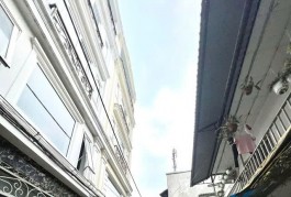 Giá mềm nhất quận Bình Thạnh: 5.3 tỷ  - Lê Quang Định - DT: 45m2 (7,3x5,7m)- 1 trệt 1 lầu 2pn2wc , sàn trống suốt. Bancol rộng rãi - LH: 077 888 5818