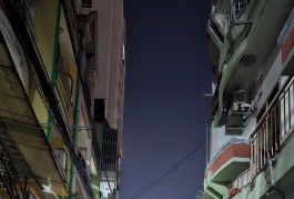 Mặt tiền xe hơi 
