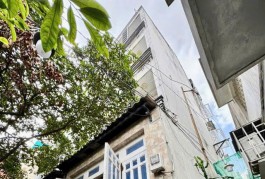 Giá mềm quận Phú nhuận: 6.45 tỷ - NGUYỄN THỊ HUỲNH - DT: 42M- 3.5X12- 1 trệt 3 lầu , gồm 7pn 5 toilet - LH: 077 888 5818- 077 478 5818 CHUYÊN BĐS SÀI