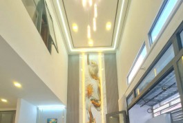 Nhà hẻm xe hơi, gần bên Gò Vấp, khu Vip Nam Long, nhà đẹp long lanh! rẻ!