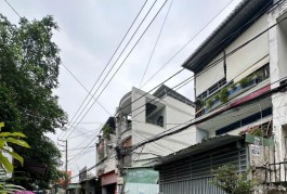 Lê Văn Quới gần 4 xã giápTân Phú hẻm 8m thông 30m ra mặt tiền 61m2,3Tầng Nhỉnh 5 tỷ