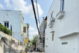 Siêu Phẩm nhà Đ số 6 Lê Văn Quới hẻm xe hơi 73m2,cấp 4 ngang đẹp gần 6m 3 tỷ 2