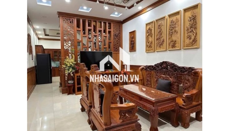 LÊ VĂN KHƯƠNG _Q12_HẺM XE HƠI QUA NHÀ
