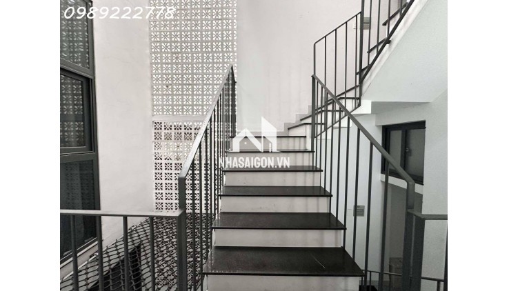 CHDV 14 PHÒNG LÊ QUANG ĐỊNH- 110M2 A4 - 5 TẦNG KTS THIẾT KẾ - HẺM TRẢI NHỰA Ô TÔ 7 CHỖ, 3 CĂN RA MẶT TIỀN.