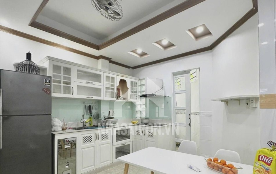 HẺM XE HƠI 7M OTO NGỦ TRONG NHÀ - ĐOÀN THỊ ĐIỂM - P1 - 4 TẦNG - MỚI 99% ĐỦ CÔNG NĂNG - DOANH THU GẦN 40 TR/TH.