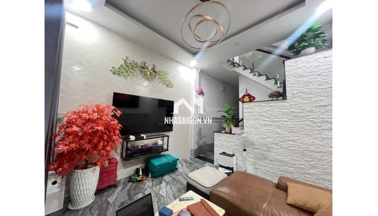 BÁN NHÀ Quận 9 đẹp LUNG LINH, giá 8.6 tỷ
