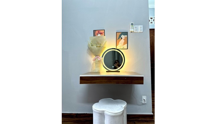 MẶT TIỀN KHỦNG - 102M2 NGANG 6M - 4 TẦNG BTCT - 9PN  9WC - LUNG LINH - DÒNG TIỀN KHOÁN GẦN 40TR - ĐANG KHAI THÁC CHDV CAO CẤP - SỔ ĐẸP.