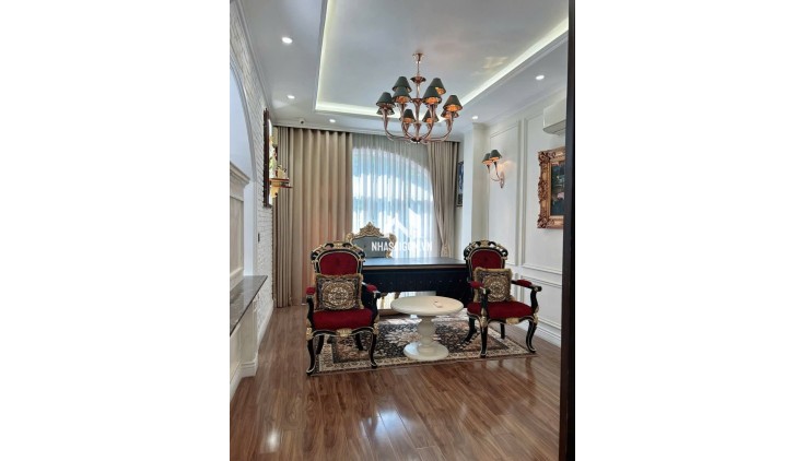 Tìm chủ nhân mới BIỆT THỰ 230m2 3 lầu đường Nguyễn Ảnh Thủ, p.Trung Mỹ, Quận 12.