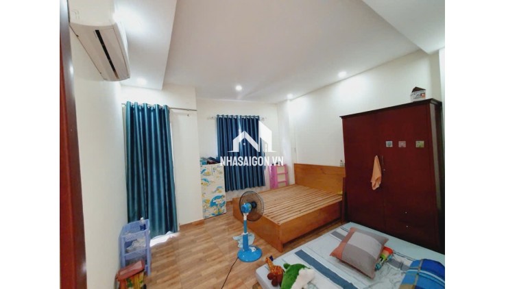 BÁN NHÀ ĐƯỜNG SỐ 6 DT 66m2 GIÁ 7.3 tỷ Linh Xuân Thủ Đức