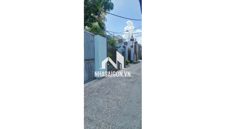 NHÀ CẤP 4 HXH (5.8M x 17M ) CHỈ 6 TY