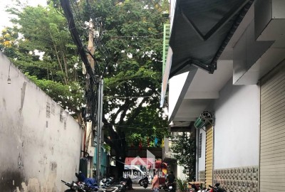 TRUNG TÂM [#BÌNH_THẠNH]- P21- HẺM XE HƠI ĐẬU CỬA - 4PN- CÓ SÂN ĐỂ XE PHÍA TRƯỚC- CHÍNH CHỦ LÂU NĂM.