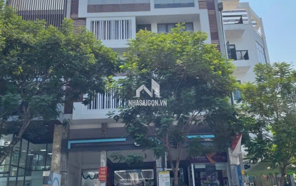 Bán Nhà Mặt Tiền Đường Tân Sơn, P.15, Q. Tân Bình - 4x25m - 18 Tỷ