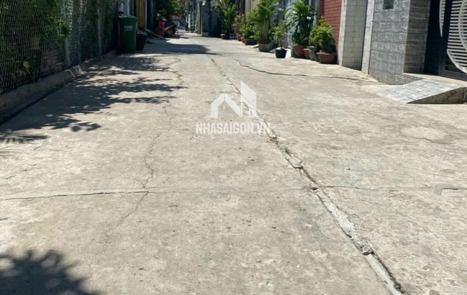 NHÀ HXH - Cư Xá Phú Lâm B Q6 - 2 Lầu - 4.2x25m Full Công Năng - Khu Ẩm Thực, Lề Đường, Đậu Ôtô Trong Nhà - Tặng Nội Thất Cơ Bản - Giá 13.3 Tỷ (TL)