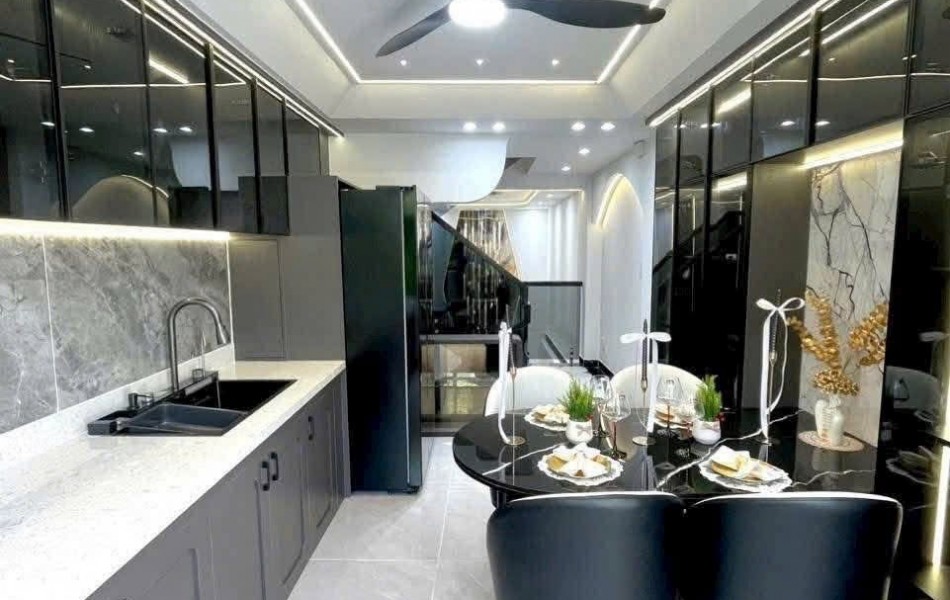 Bán nhà 5 tầng Gò Vấp – Gần Cityland Nguyễn Văn Lượng – Nhà mới đẹp, nội thất cao cấp – Giá 6.3 tỷ