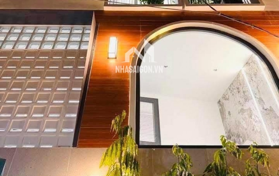 NHÀ ĐẸP HIẾM GẶP – ĐỐI DIỆN VINCOM PHAN VĂN TRỊ – HẺM XE HƠI – GIÁ CHỈ NHỈNH 6 TỶ