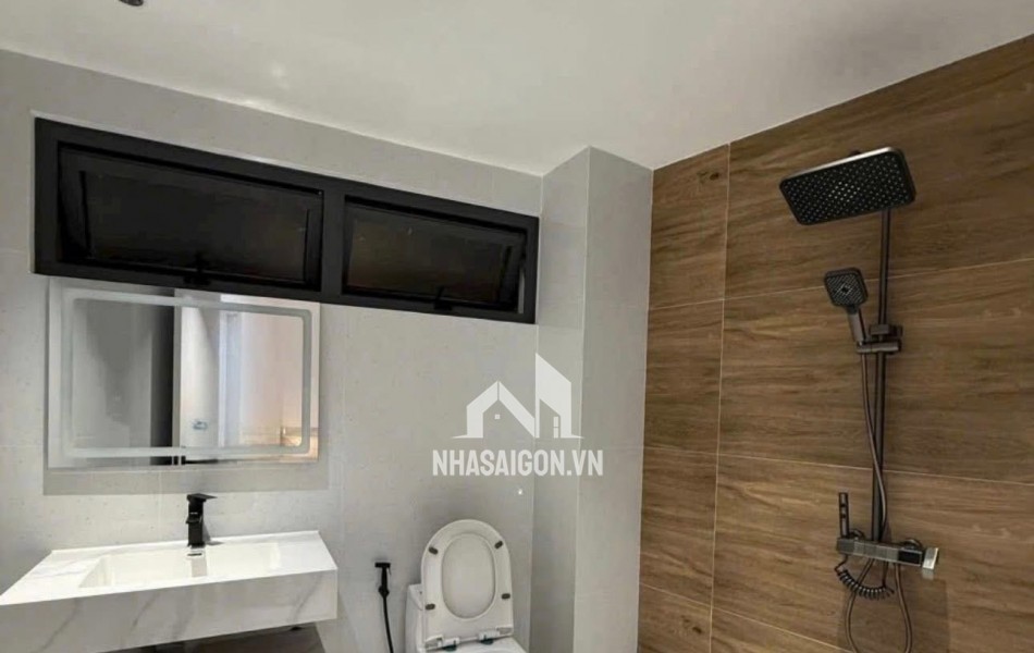 NHÀ ĐẸP HIẾM GẶP – ĐỐI DIỆN VINCOM PHAN VĂN TRỊ – HẺM XE HƠI – GIÁ CHỈ NHỈNH 6 TỶ