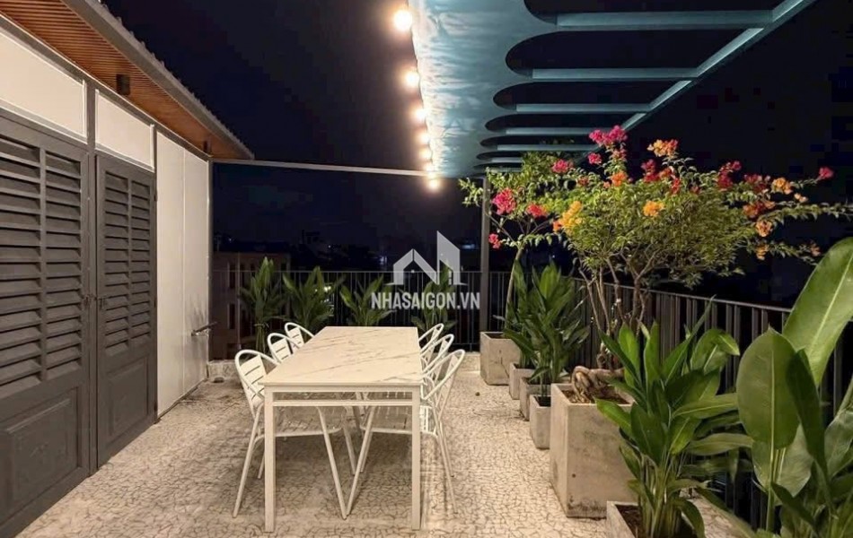 NHÀ ĐẸP HIẾM GẶP – ĐỐI DIỆN VINCOM PHAN VĂN TRỊ – HẺM XE HƠI – GIÁ CHỈ NHỈNH 6 TỶ