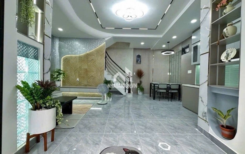 BÁN NHÀ LÔ GÓC 3 MẶT THOÁNG, 5 TẦNG CHỈ NHỈNH 5 TỶ PHƯỜNG 25, BÌNH THẠNH