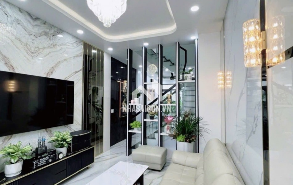 BÁN NHÀ TRUNG TÂM BÌNH THẠNH - Hẻm Xe Hơi Nơ Trang Long, 60m², Full Nội Thất Cao Cấp