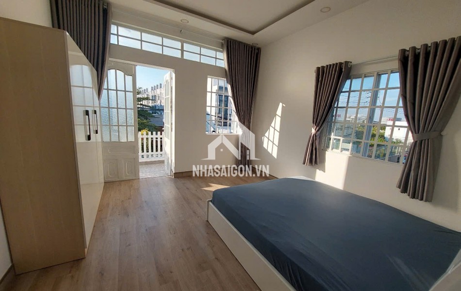 Bán nhà trung tâm Nhà Bè giá tốt 4x16 -oto- 4ty850