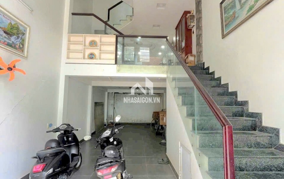 Bán Nhà Xe Hơi Vào Tận Nơi – Đường Trước Nhà 8m – Huỳnh Tấn Phát Nhà Bè