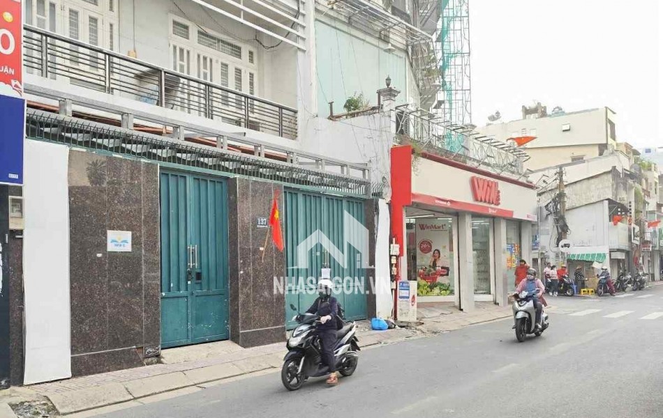 BÁN NHÀ MẶT TIỀN NGUYỄN TRỌNG TUYỂN -PHƯỜNG 8- 4.1/20X40M - 6 TẦNG - THANG MÁY - KINH DOANH DÒNG TIỀN 80TR/TH . MT 161