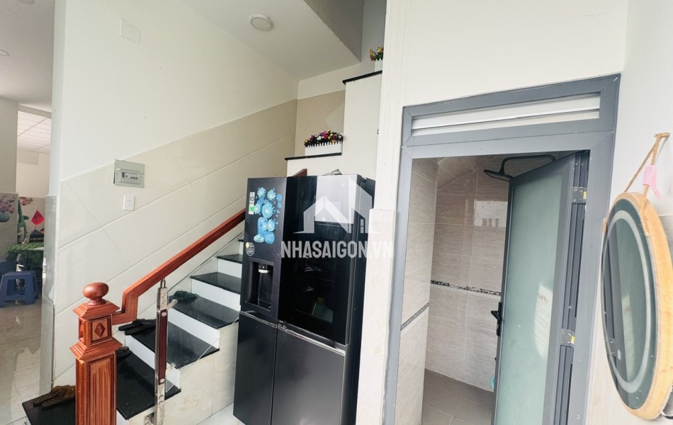 BÁN NHÀ LÔ GÓC 2 MT ĐƯỜNG SỐ 8, LINH XUÂN