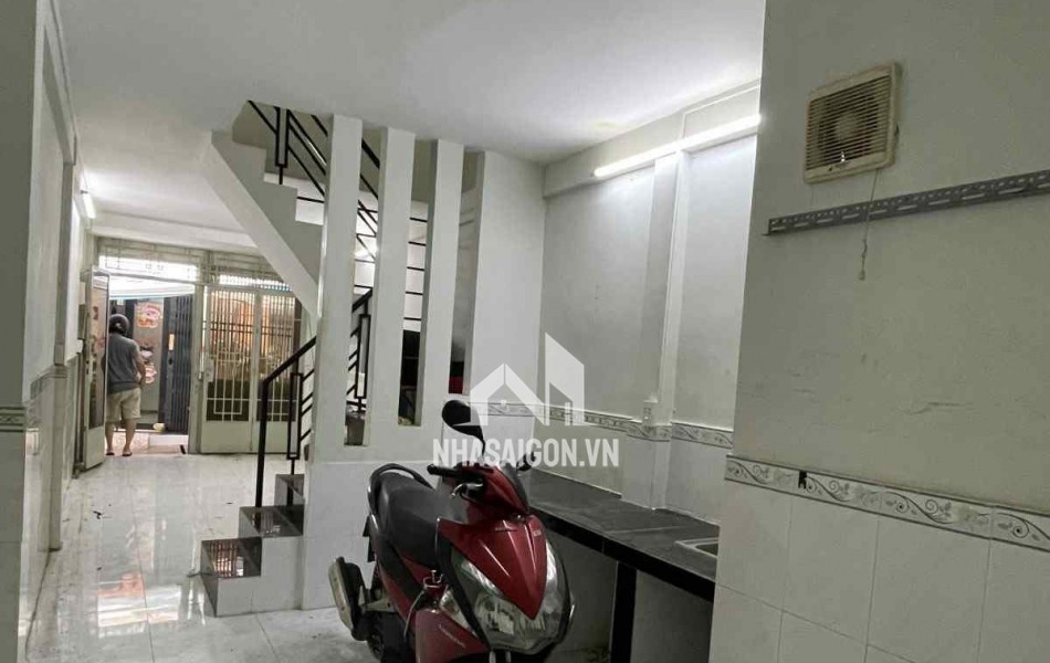 BÁN NHÀ TÂN PHƯỚC- P6- KỀ HẺM XE HƠI GẦN MẶT TIỀN - 2 LẦU NỞ HẬU - 28M2 - CỰC THƠM. MT 133