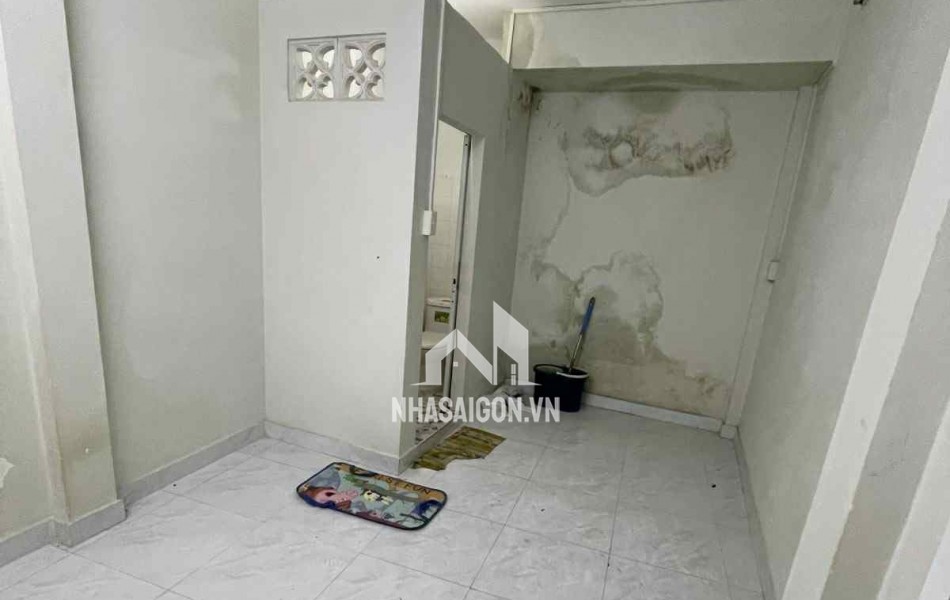 BÁN NHÀ TÂN PHƯỚC- P6- KỀ HẺM XE HƠI GẦN MẶT TIỀN - 2 LẦU NỞ HẬU - 28M2 - CỰC THƠM. MT 133