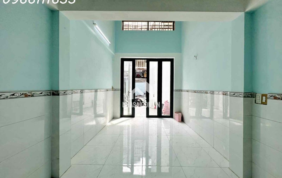 BÁN NHÀ CÁCH MẠNG THÁNG 8  - P10 - KHU VIP HIẾM Q3 - DT 43M2- HẺM 5.2M Ô TÔ THÔNG - 43M2. MT 158
