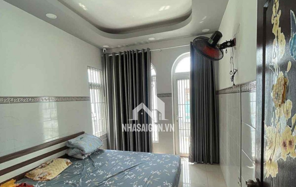 BÁN NHÀ  NGUYỄN TRI PHƯƠNG- PHƯỜNG 4 - SÁT MẶT TIỀN- 3X10M - 5 TẦNG - 3 PHÒNG  NGỦ- VỊ TRÍ CỰC ĐẮC ĐỊA-   . MT 175