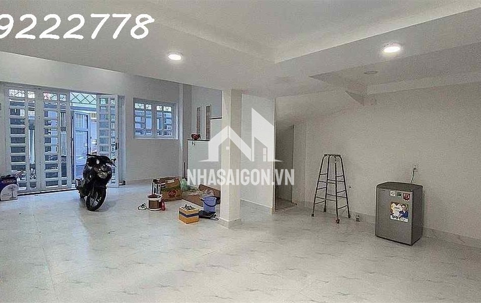 BÁN NHÀ ĐẶNG VĂN NGỮ- P10- XE HƠI NGỦ TRONG NHÀ - NGANG KHỦNG HƠN 5M - 1 XẸC THẲNG TẮP - CÁCH MẶT TIỀN 15M - 62M . MT 178