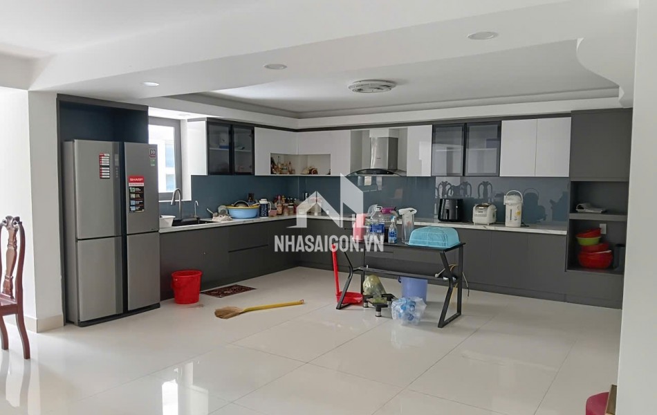 Bán nhà biệt thự khu nam long, Trần Trọng Cung, Q7, 3 lầu, giá tốt