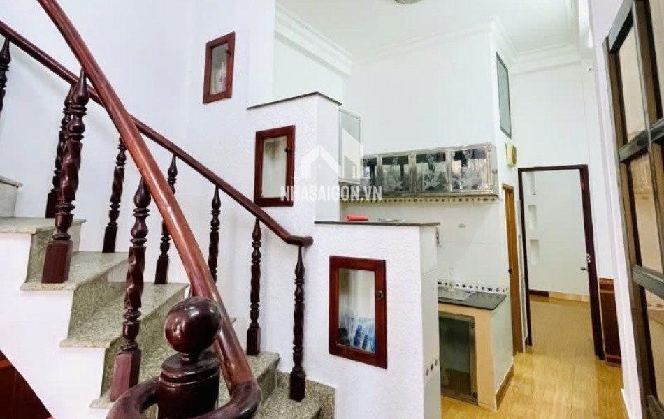  THẠCH LAM – HẺM ĐẸP XE HƠI TRÁNH NHAU – 82m2 (4 x21m), 3 TẦNG BTCT – Ở NGAY, NHỈNH 7 TỶ 
